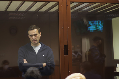 Навальный снова устроил перепалку в суде