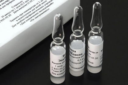 Российская вакцина оказалась эффективна против новых штаммов коронавируса