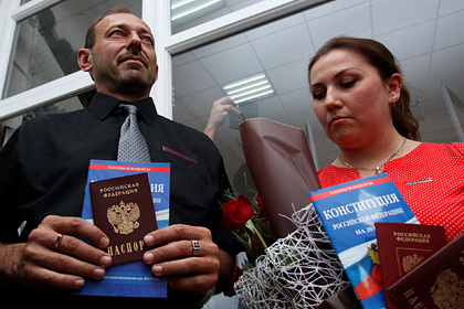 Названо число получивших российский паспорт жителей Донбасса