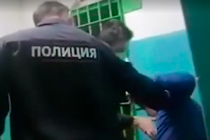 Российского депутата оштрафовали после появления в пьяном виде