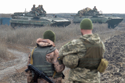 Стало известно о полной боевой готовности украинских войск в Донбассе