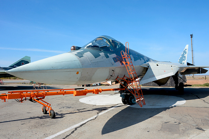 В США причиной провала F-35 назвали Су-57