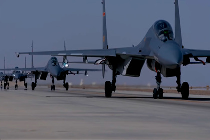 В Китае заявили о превосходстве J-16 над Су-30