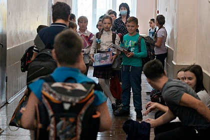 Путин призвал не допускать перевода детей из школ из-за мигрантов