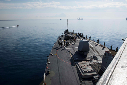 Эсминцы США сменили курс после разговора Путина и Байдена