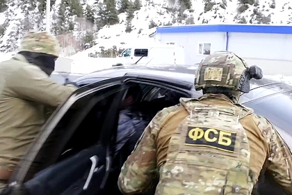 Киев пригрозил Москве из-за задержания украинского консула