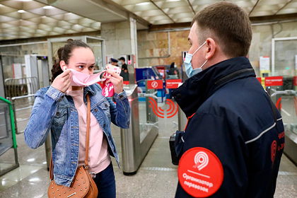 В московском метро усилили контроль масочно-перчаточного режима