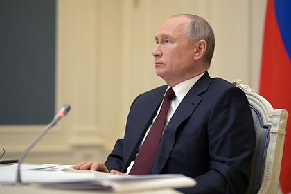 Путин обсудил с Макроном ситуацию на Украине