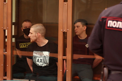 Суд взыскал с бывших полицейских в пользу Голунова пять миллионов рублей