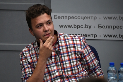Протасевич опроверг сообщения о его избиении в СИЗО