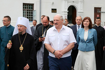Лукашенко заявил о попытках сломать православие в Белоруссии
