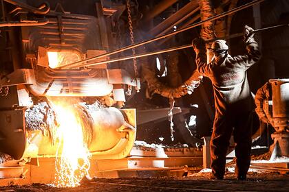 Мир пришел на помощь обвиненным в «нахлобучивании» российским металлургам