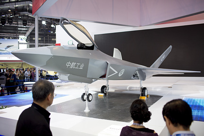 В США обеспокоились новым китайским истребителем пятого поколения J-35