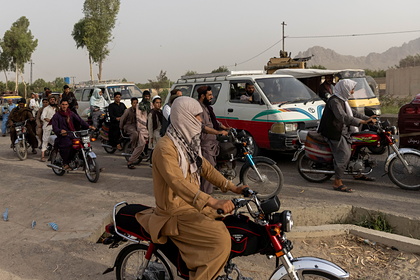 В Афганистане неизвестные убили сто мирных жителей