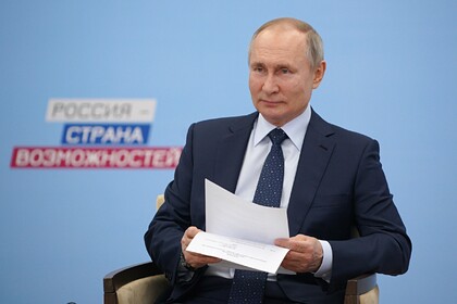 Путин подписал указ об изменении флагов ВМФ