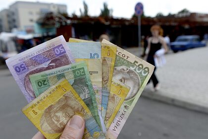 Средняя зарплата на Украине выросла до рекордного уровня