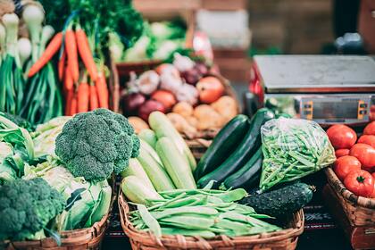 Экономист предупредила россиян о росте цен на овощи и фрукты