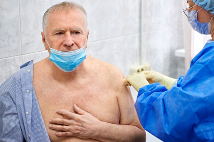 Жириновский сделал шесть прививок от коронавируса