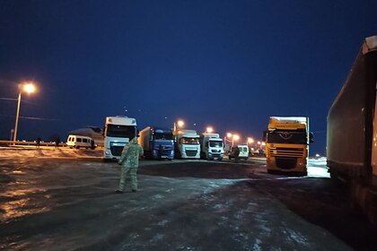 На границе России и Казахстана задержали контрафакт на миллиарды рублей
