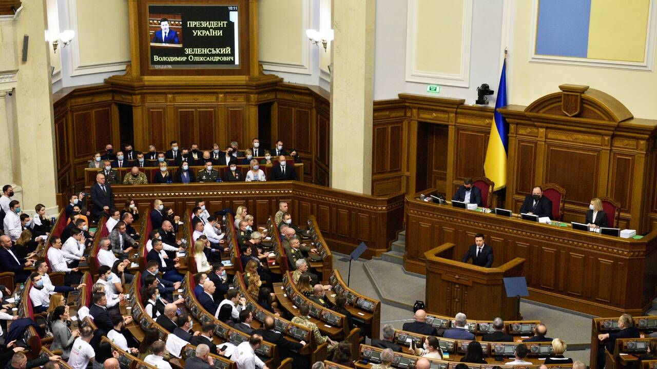 На Украине предложили разрешить несовершеннолетним избираться мэрами