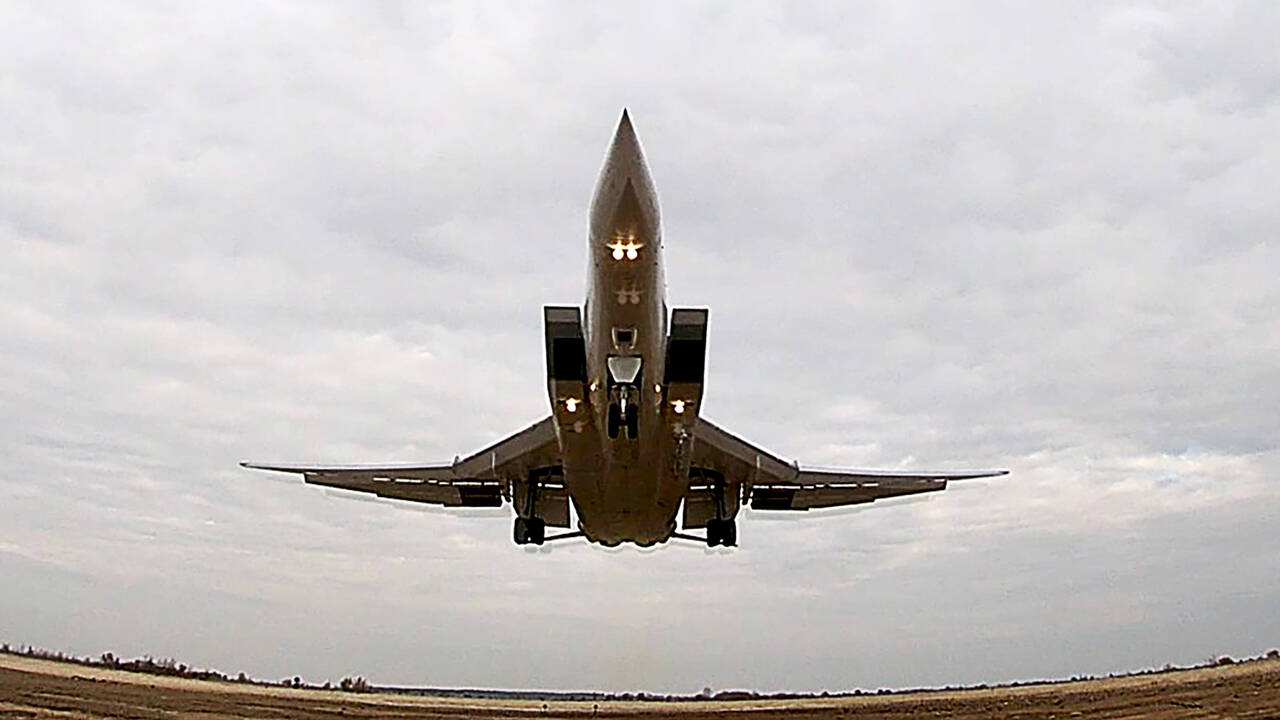 Российские Ту-22М3 отправили на патрулирование границы Белоруссии