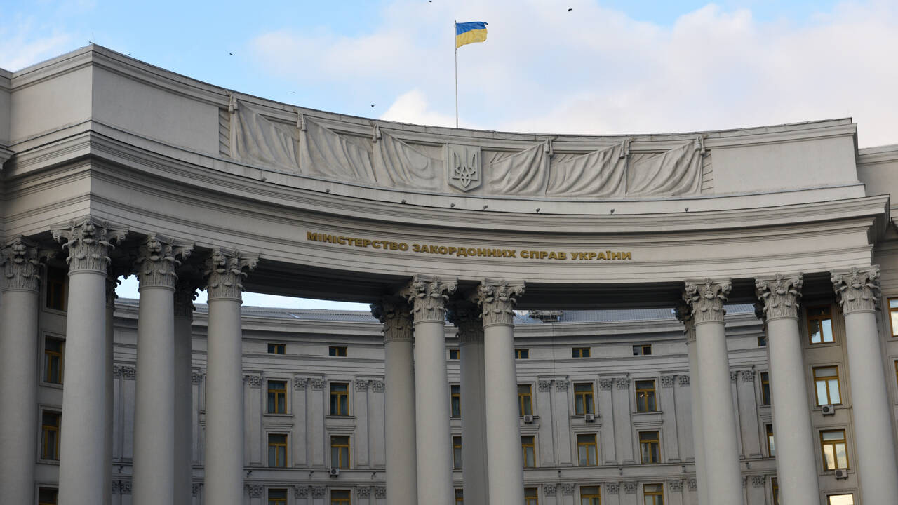 Украина ответила на слова Шойгу о готовящейся провокации с химоружием в Донбассе