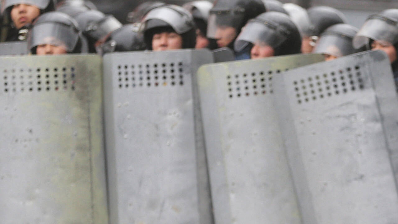 Силовики перешли на сторону протестующих в казахстанском Актау