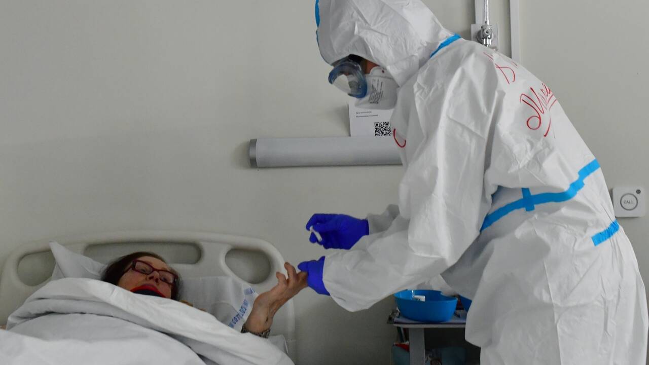 Российский врач назвал главную «жертву» омикрон-штамма