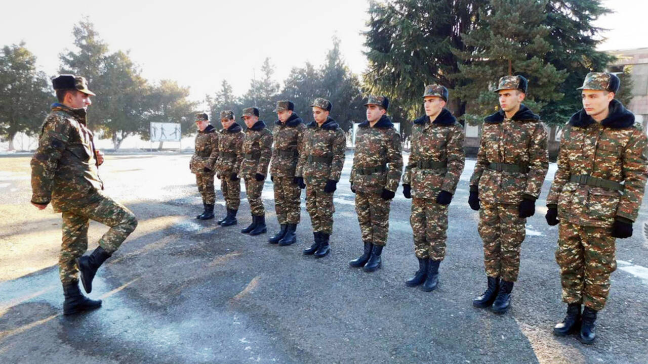 Армянские военнослужащие отправились в Казахстан