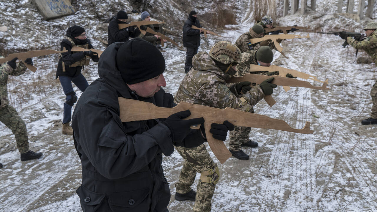 Военный историк объяснил роль вооруженных батальонов в обороне Украины