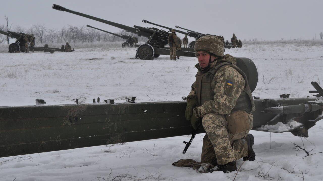 ЛНР и Киев сообщили о переброске войск противника к линии соприкосновения