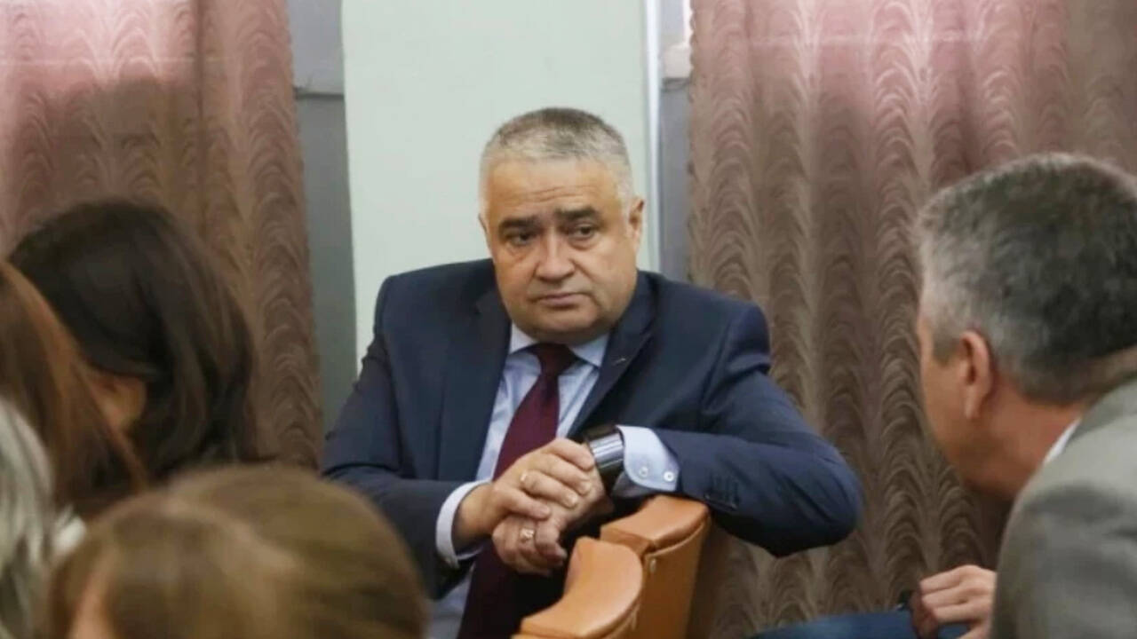 Бывшего директора завода «Роскосмоса» приговорили за присвоение миллионов рублей