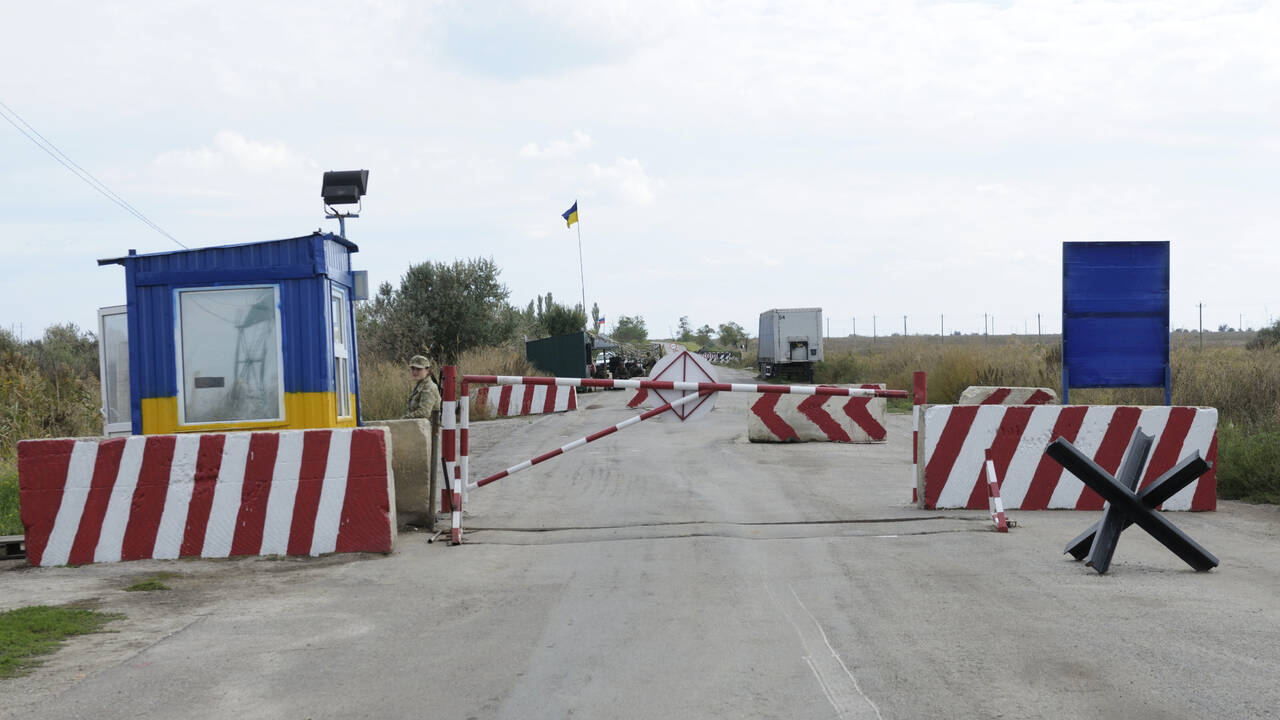 Украина провела учения у границы с Крымом