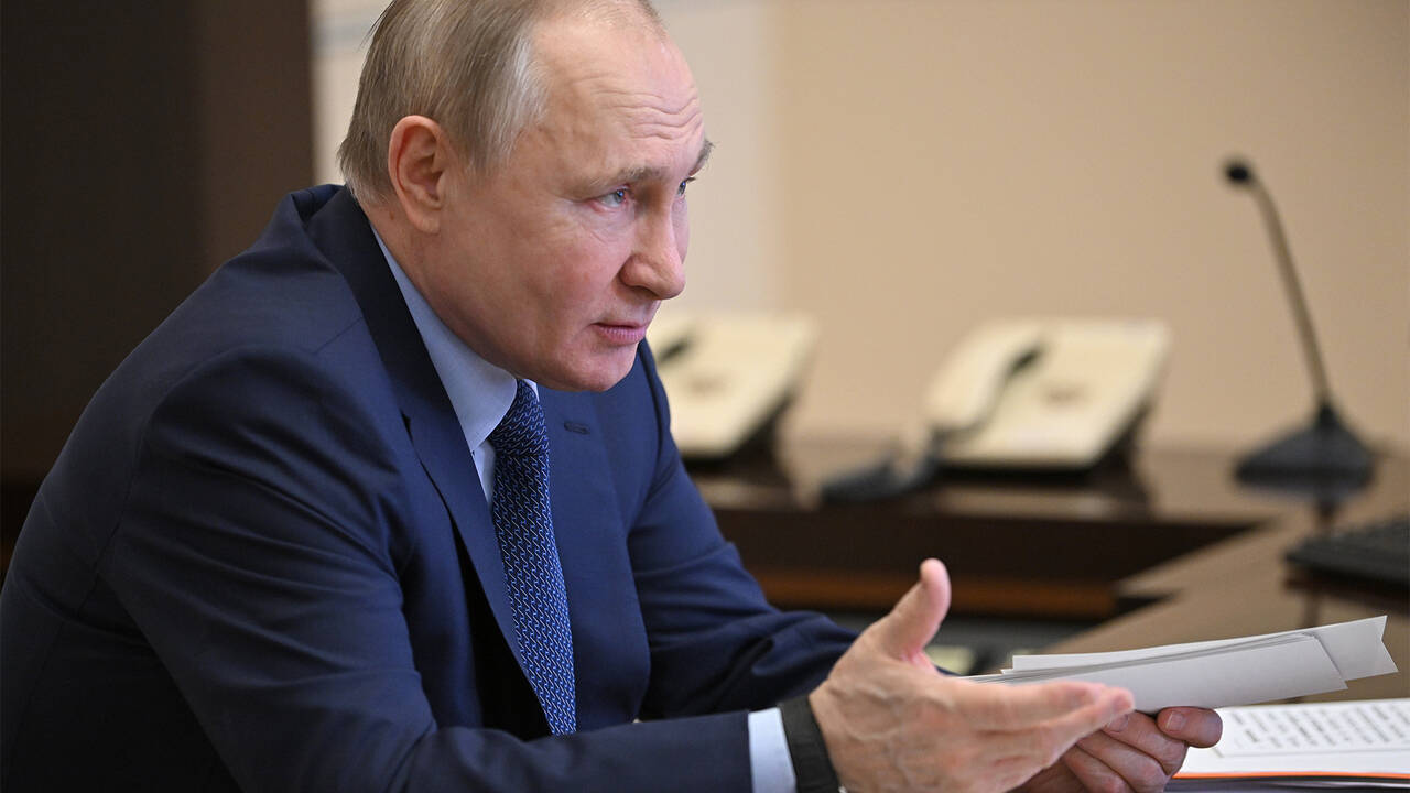 Путин ответил на вопрос о дальнейших действиях России после отвода сил