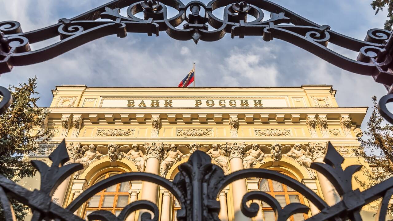 Британия объявила о введении санкций против пяти российских банков
