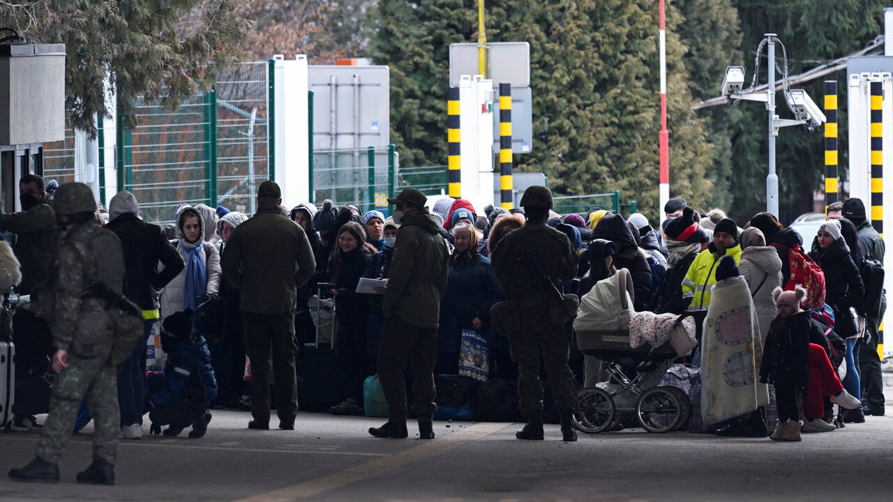 В Словакии ввели режим ЧС из-за наплыва украинских беженцев