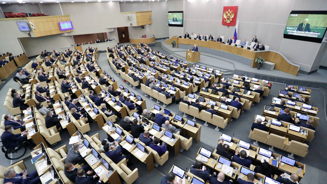 В Госдуме пообещали поддержать россиян в условиях санкций