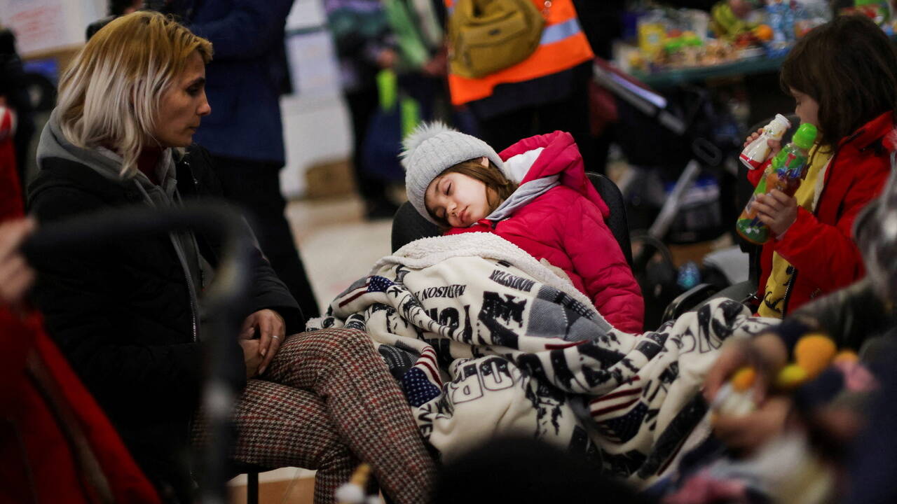 Тысячи британцев выразили готовность принять беженцев с Украины