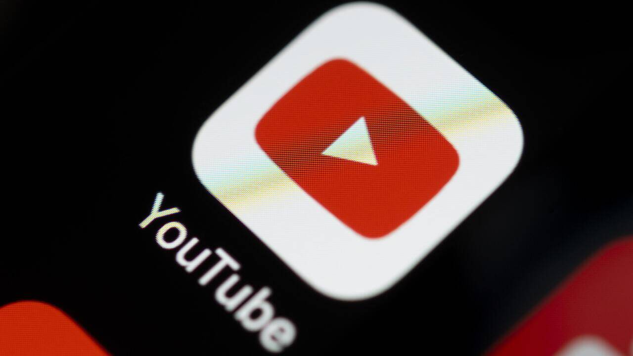 Роскомнадзор призвал YouTube снять блокировку с российских каналов