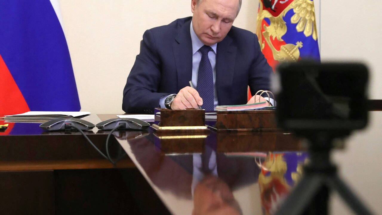 Путин подписал указ о торговле газом с «недружественными странами»