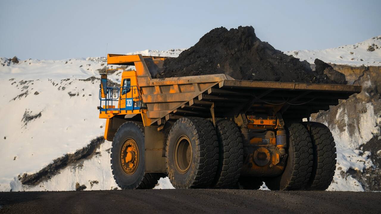 Франция объявила о немедленном введении эмбарго на поставки угля из России