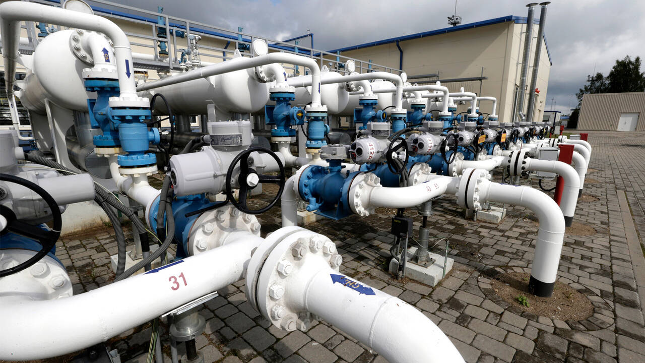 Европа собралась нарастить закупки газа через принявшие условия России страны
