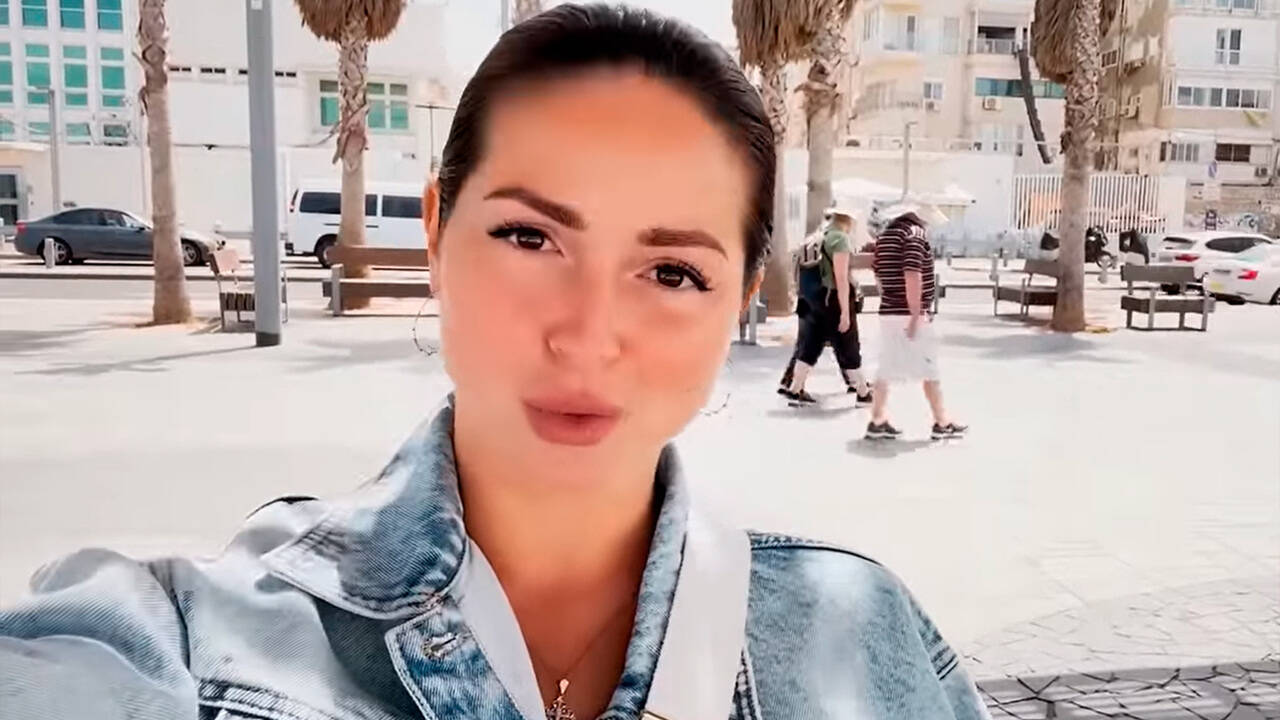 Российская певица Нюша объяснила переезд в Израиль