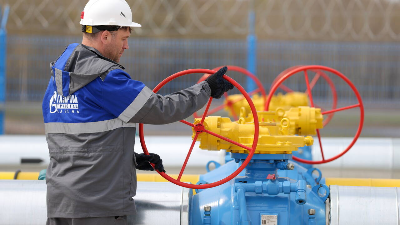 20 европейских компаний открыли счета в Газпромбанке для оплаты газа