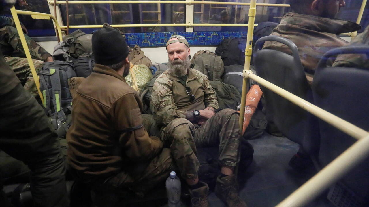 Минобороны заявило о сдаче в плен 771 украинского военного из «Азовстали»