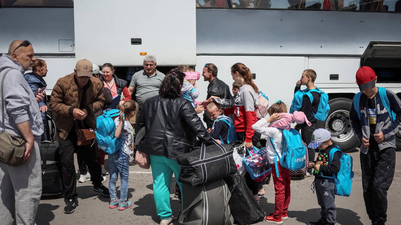 Украинские беженцы начали покидать Болгарию из-за новых условий содержания