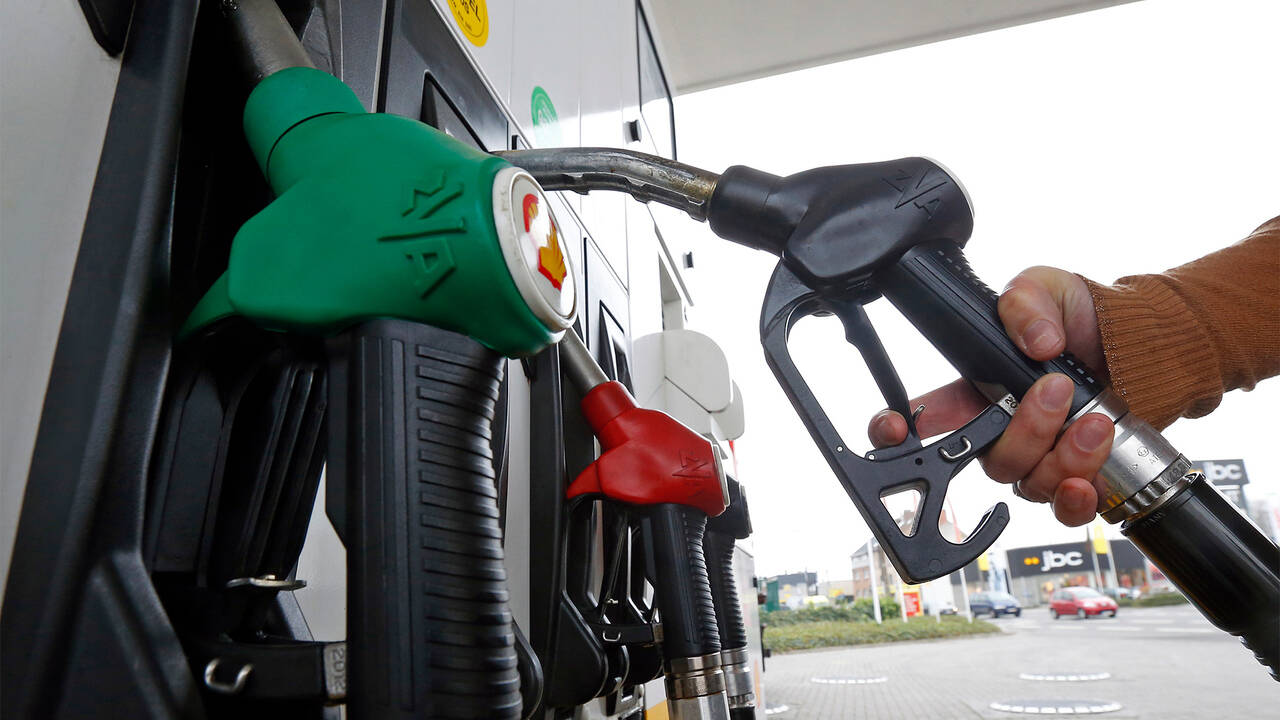 Граждане Бельгии потребовали снизить цены на бензин