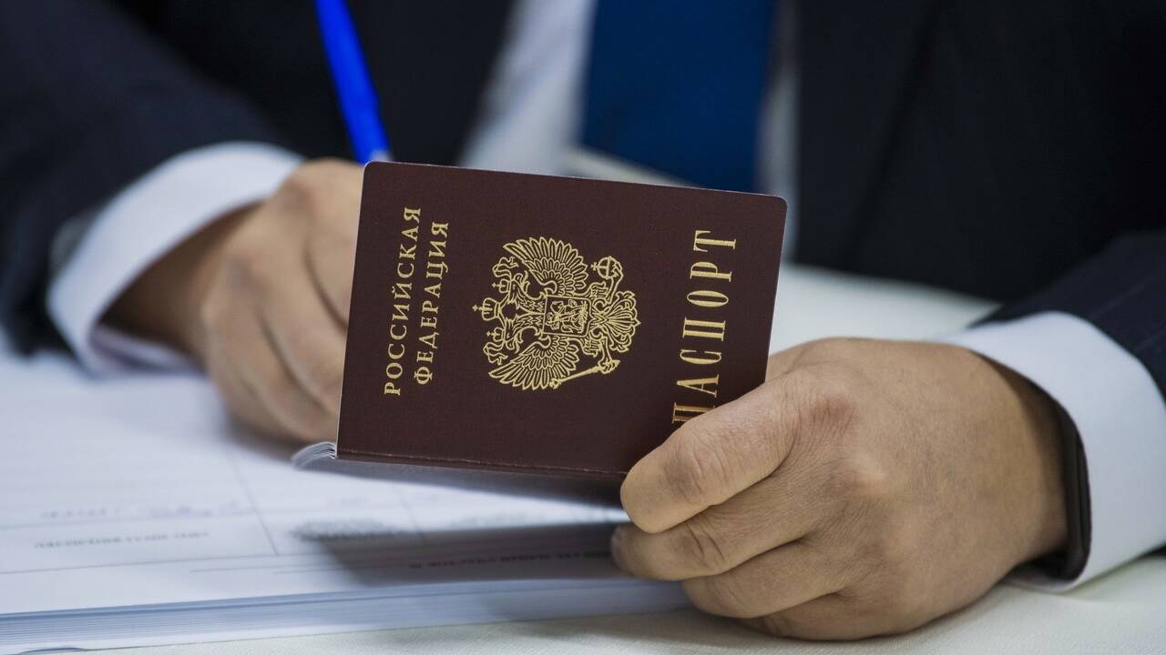 Названа дата выдачи первых российских паспортов в Запорожье