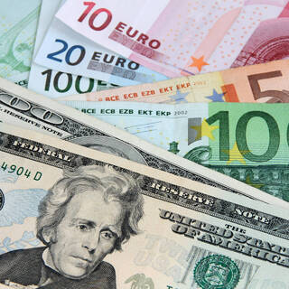 Набиуллина высказалась о возможном запрете доллара и евро