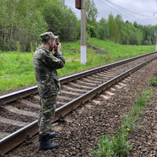 Российские подростки погибли под колесами поезда по пути на выпускной